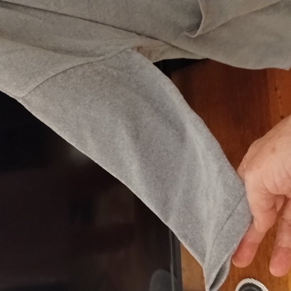 NWT Wynne Lounge gray velour button down cardigan Sz PL - Picture 5 of 12